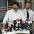 „Pokušaj atentata je politički motivisan“: Ministri Slovačke kažu da je napadač pet puta pucao u Fica, lekari mu se…