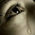 Ne brišite suze, isplačite se: Eksperti otkrivaju 5 prednosti plakanja, jedno će vas posebno iznenaditi