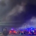Veliki požar u Dobanovcima! Gust dim kulja Na sve strane: Gori hala kompanije prehrambene industrije! Vatrogasci u borbi za…