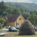 Meštani naselja Mur u šoku nakon zločina! Objavljeno vreme ukopa ubijene žene i njenog muža (FOTO)