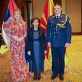 Predsednica severne Makedonije na prijemu u ambasadi Srbije u Skoplju Siljanovska Davkova: Posvećeni izgradnji snažnih…