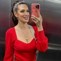 Farmerke Nine Radulović vizuelno skraćuju noge, ali u ovoj kombinaciji su pun pogodak