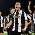 Partizan ubedljivo vodi protiv Oleksandrije, a navijači „pumpaju“ na tribinama
