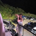 Kontroverzni reper ispratio Cecu na binu: Svi pričaju o njenoj reakciji kada ga je ugledala na nastupu (Video)