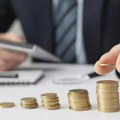 RZS: Plate programera skoro 300.000 dinara, najmanje u uslužnim delatnostima – oko 59.000 Plate najmanje u uslužnim…