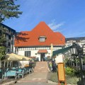 Ovo je i dalje biser Zlatibora Titova vila, danas je moderni turistički centar, a cenovnik je posebna priča