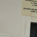 Natpis na zagrebačkom liftu zapalio internet Ljudi na mrežama umiru od smeha: ''Radi, ali...'' (foto)