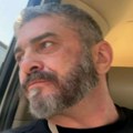 "Radio sam kao makro, pa završio na psihijatriji" Poznatom glumcu dijagnostikovana psihopatija: "Čuo sam glasove"