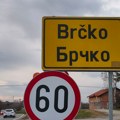 Poruke mržnje protiv Srba osvanule u školskom dvorištu u Brčkom: Gradonačelnik očekuje reakciju policije