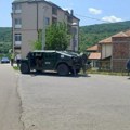 Pojačano prisustvo Kfora u Leposaviću, helikopter nadleće ovo područje
