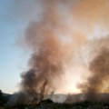 Požar na divljoj deponiji kod Kragujevca Gust dim prekrio naselje, osetio se jeziv smrad