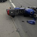 Sudar motora i vozila u selu Uzići, vozač brzog dvotočkaša povređen