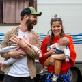 Fap autobus napokon gotov! Najpopularnija porodica iz Srbije na mrežama finiširala svoj najveći projekat