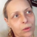 "Mentalno nisam dobro": Čkaljina unuka snimkom zabrinula javnost: Nakon smrti oca joj narušeno zdravlje (video)