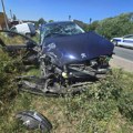Težak udes na Ibarskoj: "Pežo" zadobio tri udarca u sekundi, ima teško povređenih, četiri vozila slupana (FOTO+VIDEO)