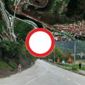 Potpuna obustava saobraćaja na putu ka manastiru Mileševa