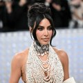 "Nećete moći da pogodite": Kim Kardašijan zagolicala maštu, sprema se za Met Galu 2026 (foto)