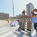 Kragujevac obeležava GRADSKU LITIJU i slavu Stare crkve