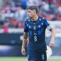 Trenutak koji vam je verovatno promakao - zvezda Urugvaja i Reala zamenjena, pa jednim potezom napravila opšti haos FOTO