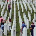 Vlada Crne Gore šalje pet ministara, Skupština dva poslanika: Delegacije u Srebrenici manje nego prošle godine
