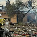 (Foto) Poginulo deset ljudi u raketnom napadu u Ukrajini: Balističke rakete pogodile poligon, oko 100 ljudi povređeno