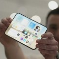 Novi direktor Epla predstavio najnoviju liniju iPhona, uključujući sklopivi Duo