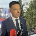 ПАВЛОВИЋ ПРЕД ВЕЛИКИ СКУП У НИШУ: Доста је било подела, желим да Нишлије живе у слози, а млади остају у свом граду!