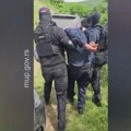Uhapšeni kosovski policajci predati prištinskim vlastima na Merdaru