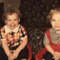Биле су обичне близнакиње све док није стигао 11. Рођендан: Изглед једне сестре се драстично променио, а онда је уследио…