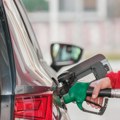 Zato vam auto troši više i brže se kvari Greške koje pravimo na pumpi