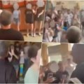 Snimak ispraćaja nastavnika Pekića u penziju oduševio Srbiju! Miloš dobio aplauz, cela škola izašla da ga pozdravi, a onda je…