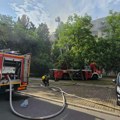 Prve fotografije sa mesta požara u Novom Sadu: Vatrogasci se neumorno bore sa vatrenom stihijom