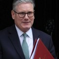 „Fajnenšel tajms”: Starmer planira da sazove hitnu sednicu vlade u vezi s Gazom