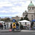 Ispred Skupštine Srbije mirno, redovan saobraćaj u Takovskoj i Bulevar kralja Aleksandra