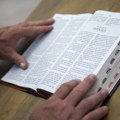Odlomci iz Biblije obavezna školska lektira u Teksasu