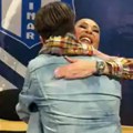 "Ceco, imam molbu za tebe": Ražnatovićka ispunila veliku želju fanu: Isplivao emotivni video muzičke dive sa koncerta u…