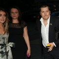 Sinoć su svi gledali u ćerku Aca Pejovića Marija pleni izgledom, pojavila se u bajkovitoj haljini, sve oči bile uprte u nju…