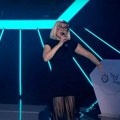 Pevačica 40 godina bila sama, a onda sve iznenadila udajom: Otkrila detalje romanse, rekla "da" posle snimanja