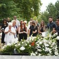 Bio je srce našeg života: Porodica i prijatelji obeležili šest meseci od smrti Saše Popovića