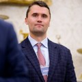 Upucan Trampov saradnik: Čarli Kirk ranjen u Juti (video)