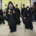 Srbi na Kosovu slave Uskrs, patrijarh SPC u Pećkoj patrijaršiji, mitropolit Teodosije u Gračanici