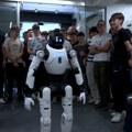 Comtrade-ove škole prve u Srbiji uvele humanoidne robote!