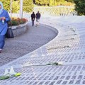 Kako se gleda na zločin u Srebrenici: Za jedne jedan od "najmračnijih poglavlja istorije", za druge "dan oslobođenja"