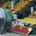 Na pijaci u Beočinu povučeno 40 kilograma hrane: Inspekcija pojačala kontrole zbog vrućina