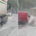 Nevreme ne posustaje! Kiša ponovo napravila haos u Beogradu: Dunavska ulica pod vodom, vozila mile (video)
