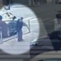 Stravična sačekuša na parkingu i smrtonosni hitci Ljudi prolaze mrtvi-hladni (video)