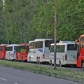 Meštani pančevačkih sela bez autobusa, jedini prevoznik vozi naprednjake na proslavu