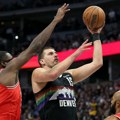 VIDEO Pogledajte kako je Jokić promašio šut za produžetak: Spektakl u završnici, ovako je Denver izgubio