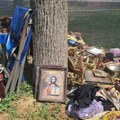 (Foto, video) ikone, relikvije, sveti spisi! Vatrogasci iz svetinje koja je izgorela kod Zrenjanina iznosili najvrednije…