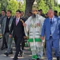 Leskovac obeležio gradsku slavu Svetu Trojicu litijom i sečenjem slavskog kolača